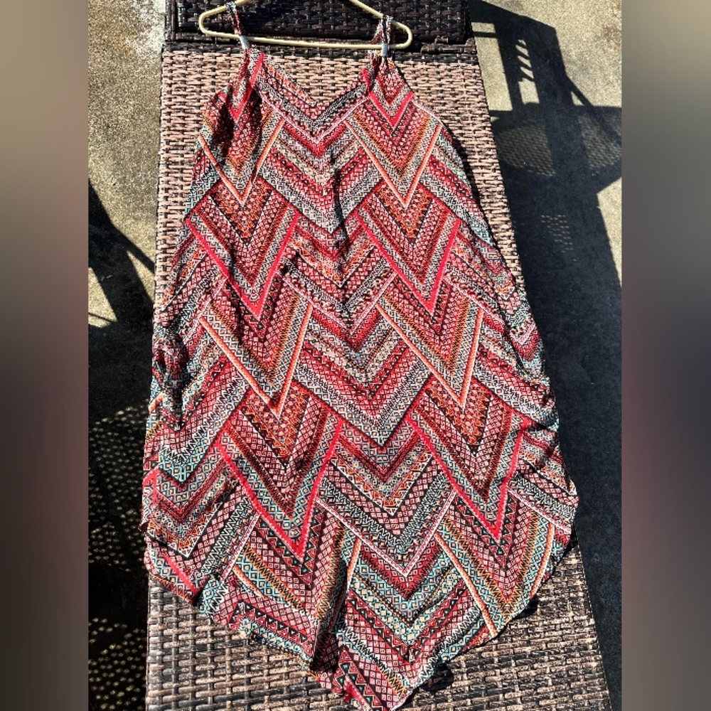 Halo Red and Blue Sleeveless Patterned Dress